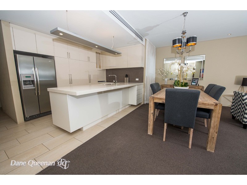 2/61 Donald Street, Nelson Bay NSW 2315