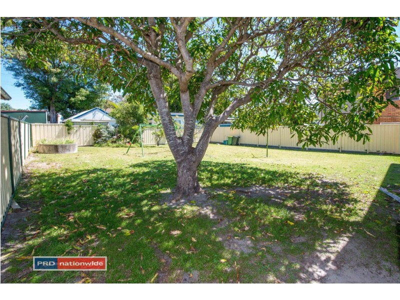 2 Lionel Avenue, Shoal Bay NSW 2315