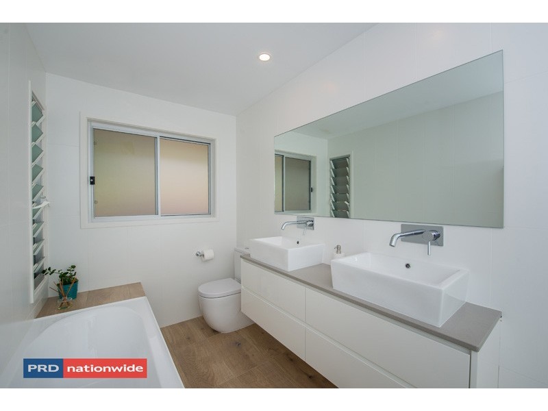 3 Essendene Road, Shoal Bay NSW 2315