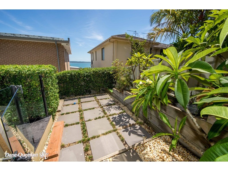 1/1 Wollomi Avenue, Nelson Bay NSW 2315