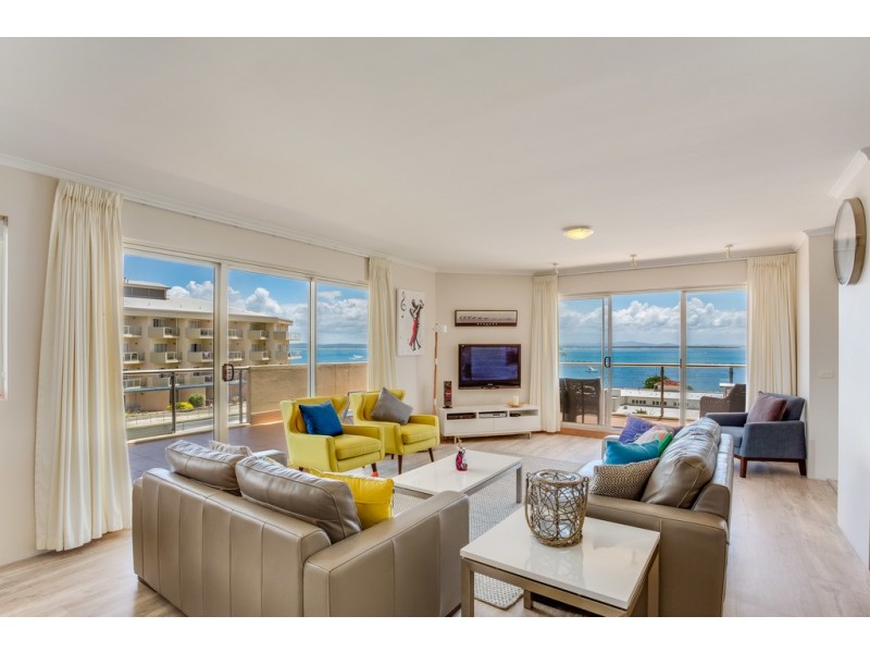 302/2a Messines Street, Shoal Bay NSW 2315