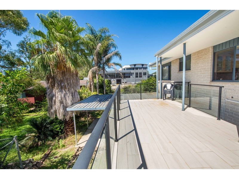 6 Dixon Drive, Nelson Bay NSW 2315
