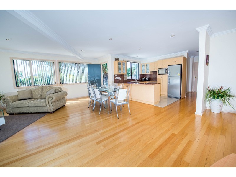 6 Dixon Drive, Nelson Bay NSW 2315