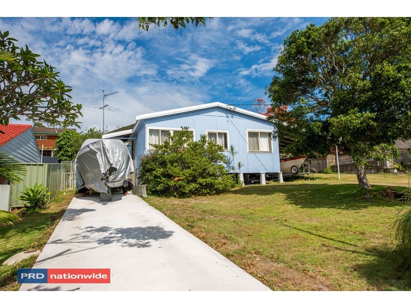 5 Essendene Road, Shoal Bay NSW 2315