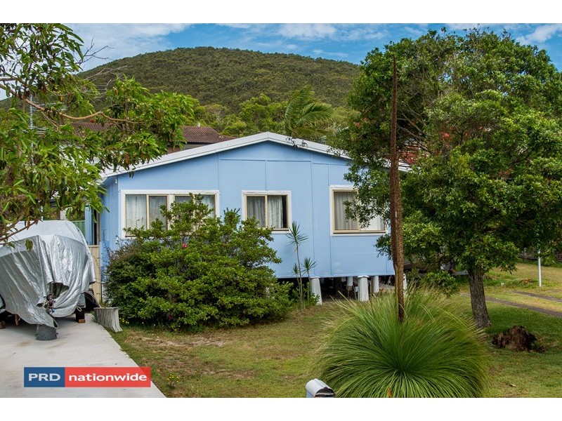 5 Essendene Road, Shoal Bay NSW 2315