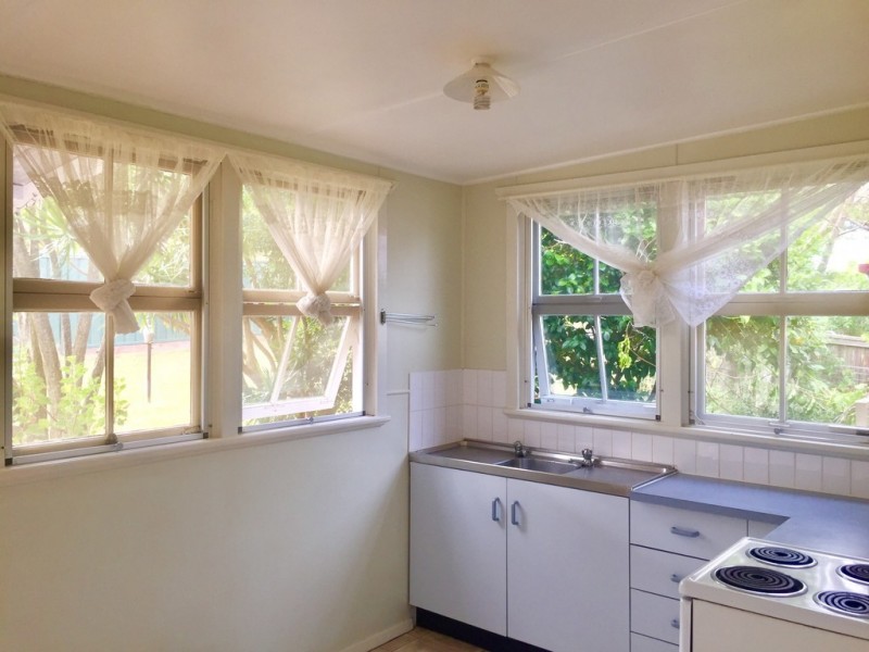 5 Essendene Road, Shoal Bay NSW 2315