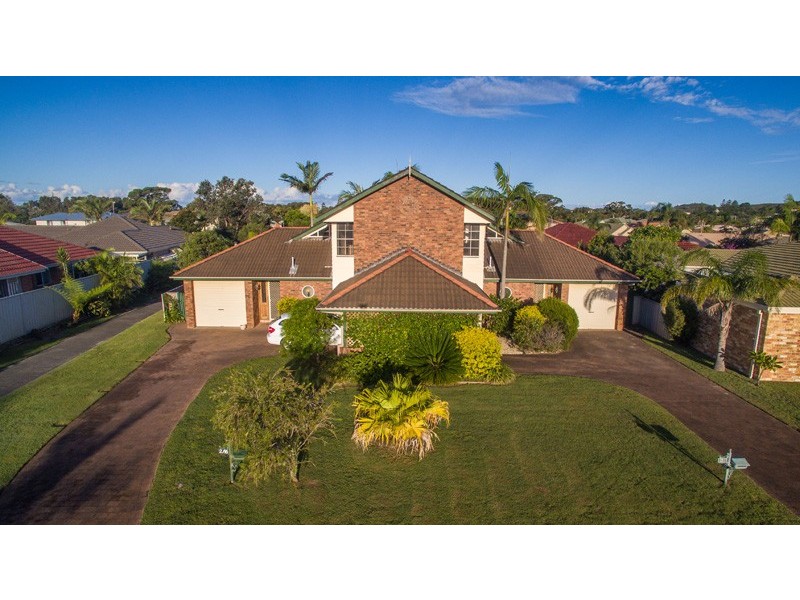 1 /16 Pebble Parade, Fingal Bay NSW 2315