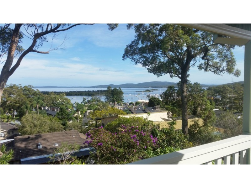 41 Vista Avenue, Soldiers Point NSW 2317