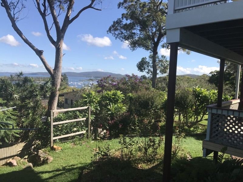 41 Vista Avenue, Soldiers Point NSW 2317