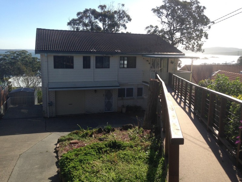 41 Vista Avenue, Soldiers Point NSW 2317