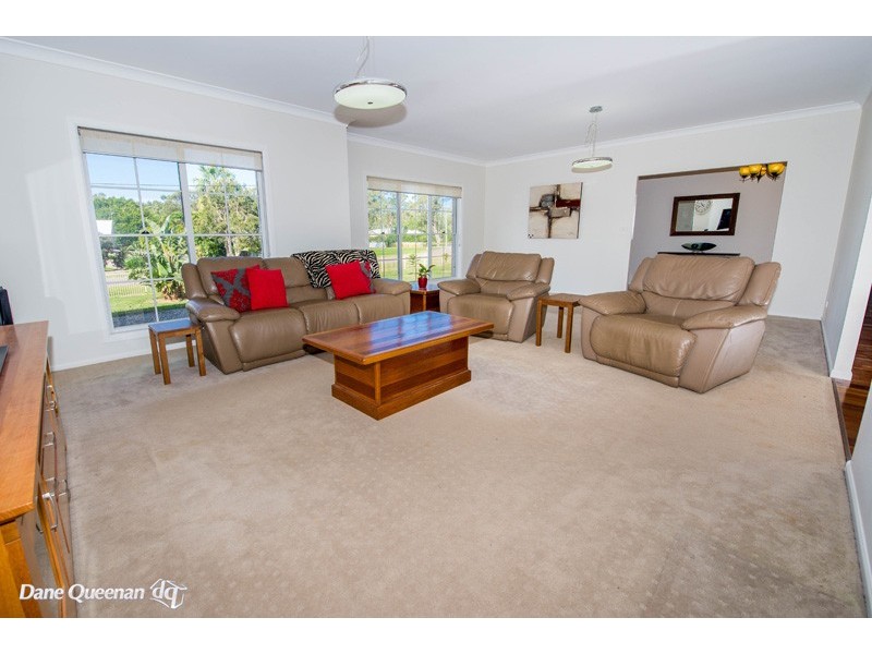 18 Eucalyptus Drive, One Mile NSW 2316