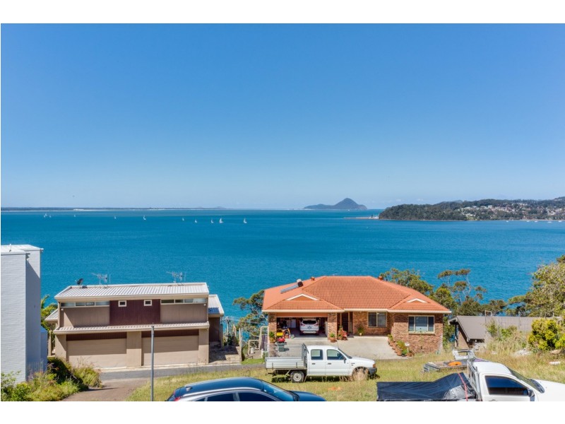32 Scott Circuit, Salamander Bay NSW 2317