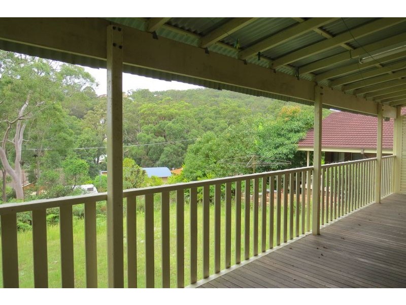 10 Tareebin Road, Nelson Bay NSW 2315