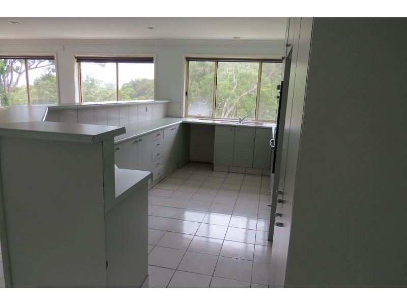 10 Tareebin Road, Nelson Bay NSW 2315