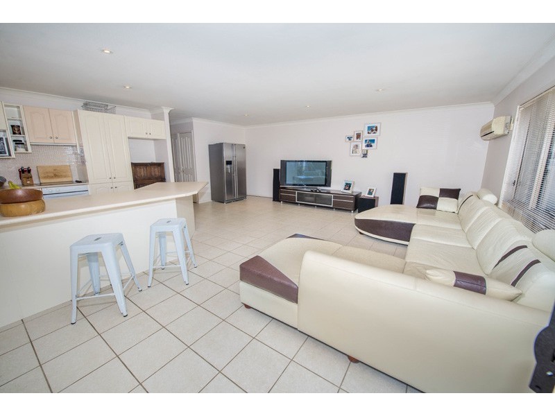 2/113 Government Road, Shoal Bay NSW 2315