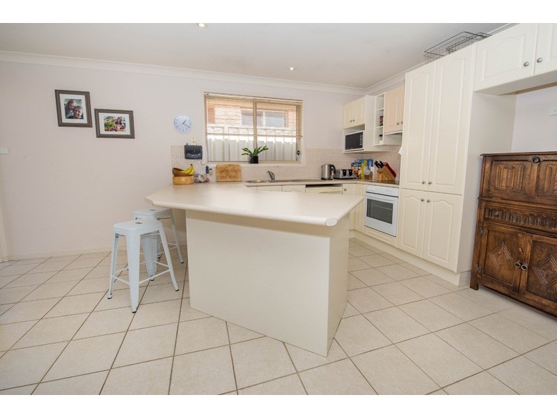 2/113 Government Road, Shoal Bay NSW 2315