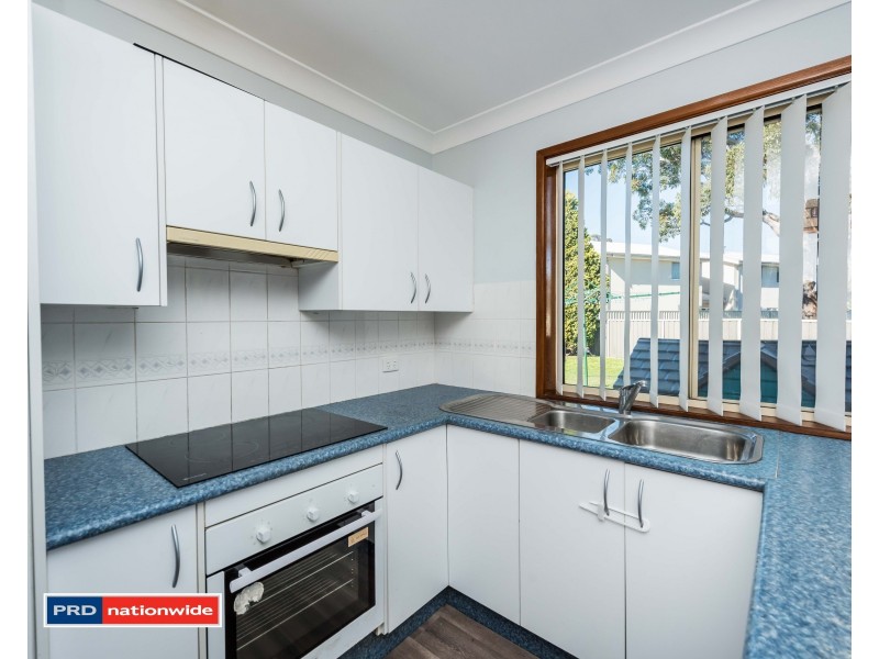 1 & 2/33 Caledonia Close, Salamander Bay NSW 2317