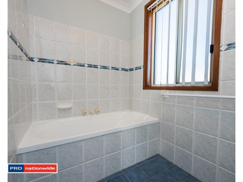 1 & 2/33 Caledonia Close, Salamander Bay NSW 2317