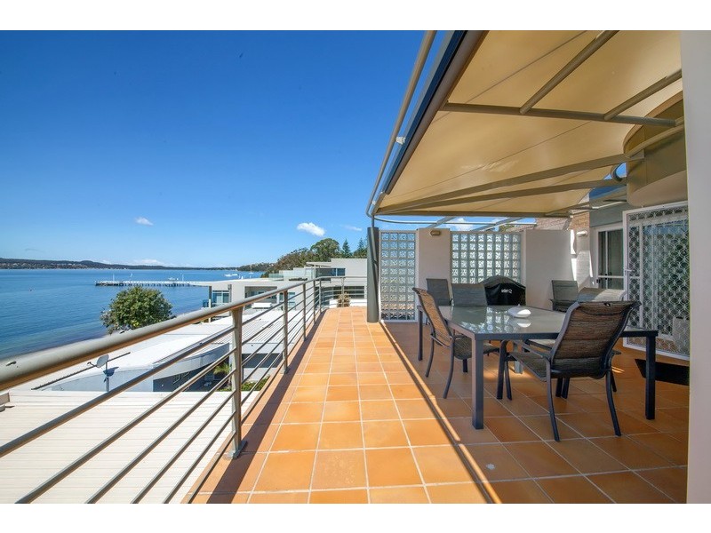 4/131 Soldiers Point Road, Soldiers Point NSW 2317