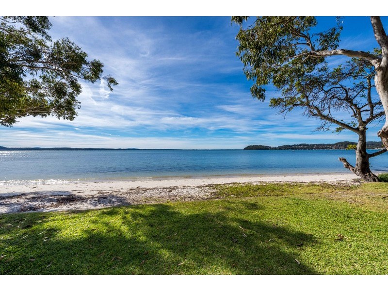 87 Foreshore Drive, Salamander Bay NSW 2317