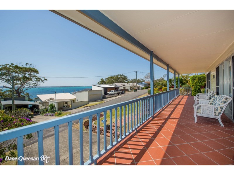 35 Gloucester Street, Nelson Bay NSW 2315