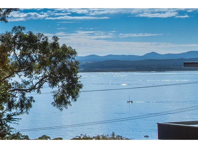 2/35a Wallawa Road, Nelson Bay NSW 2315