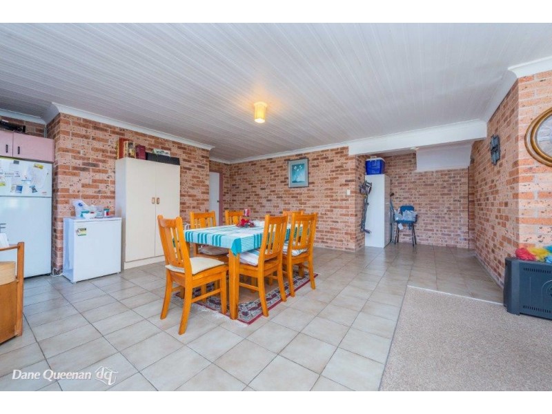 1 and 2/8 Waratah Avenue, Salamander Bay NSW 2317