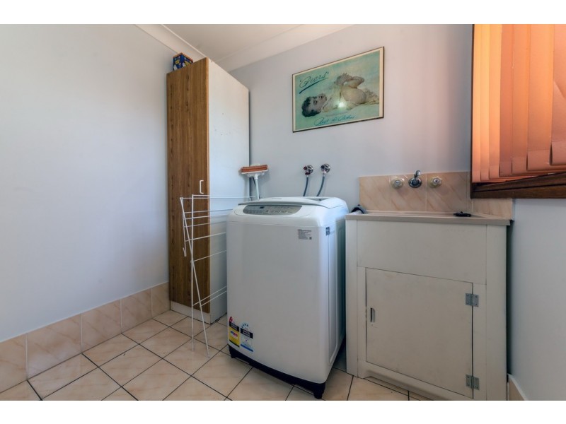 2/25 Government Road, Shoal Bay NSW 2315