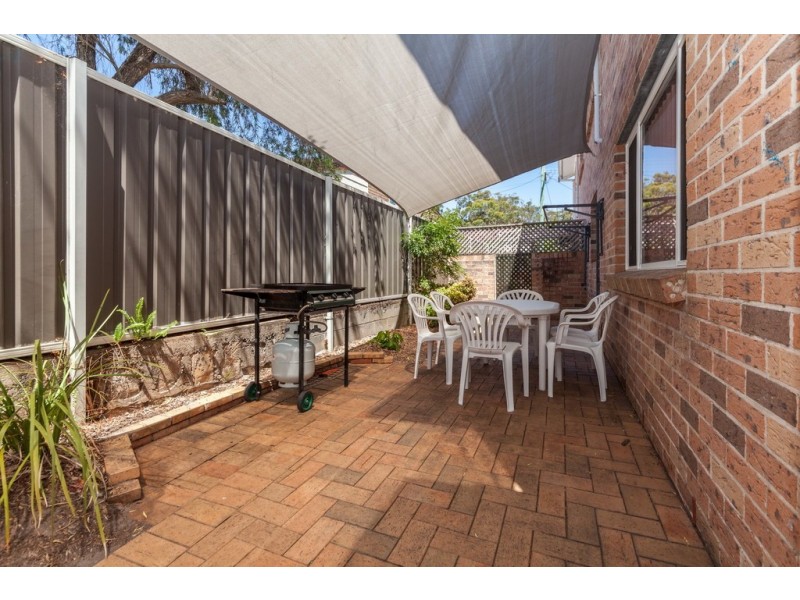 2/25 Government Road, Shoal Bay NSW 2315