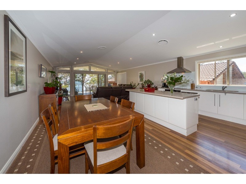 77a Kent Gardens, Soldiers Point NSW 2317