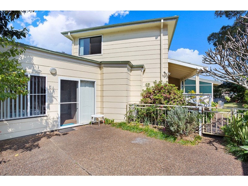 14 Shoal Bay Avenue, Shoal Bay NSW 2315