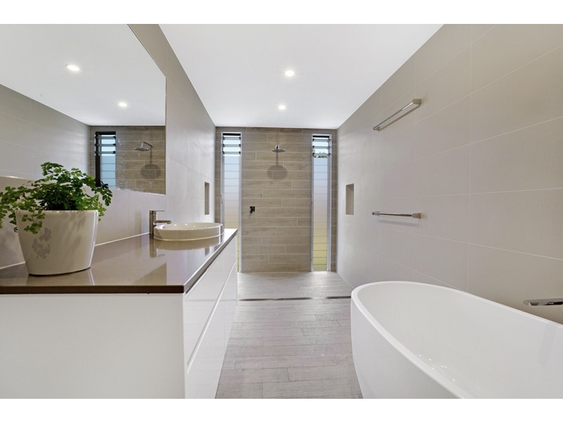 121 Tomaree Road, Shoal Bay NSW 2315