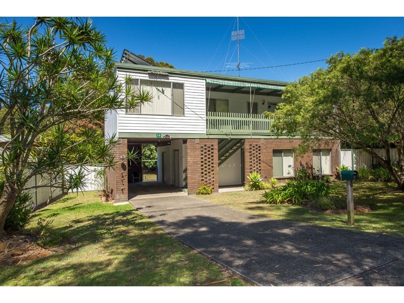 10 Garden Place, Shoal Bay NSW 2315