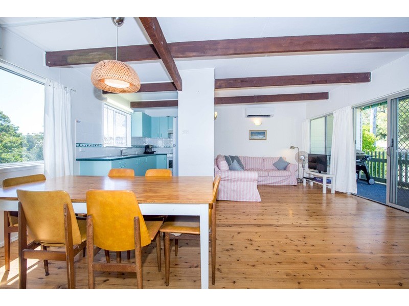 10 Garden Place, Shoal Bay NSW 2315