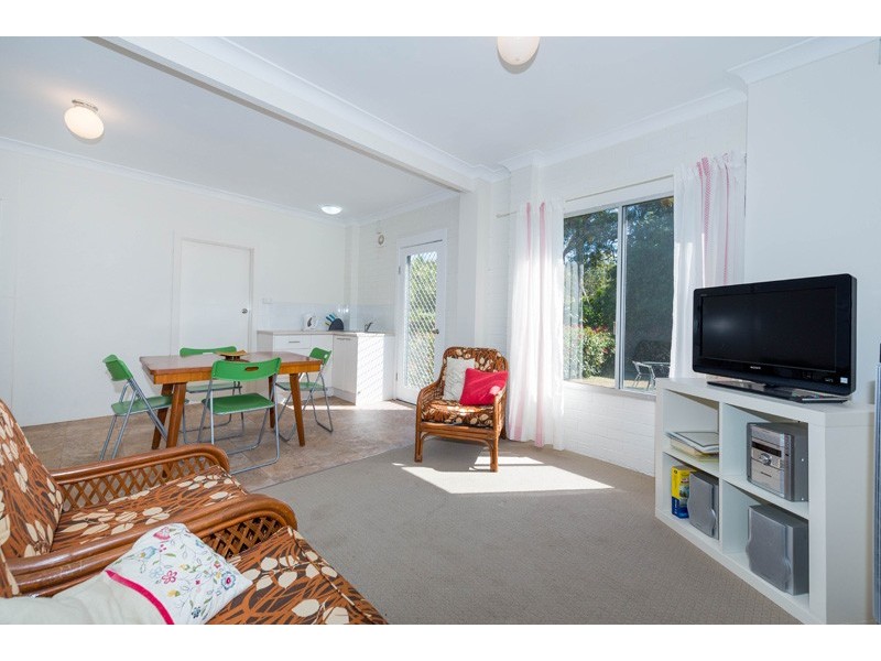 10 Garden Place, Shoal Bay NSW 2315