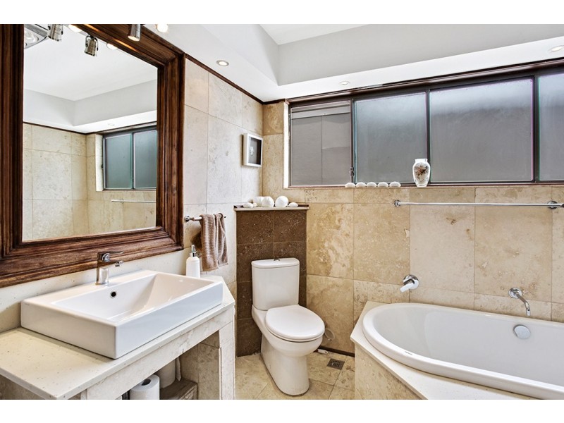 70 Thurlow Avenue, Nelson Bay NSW 2315