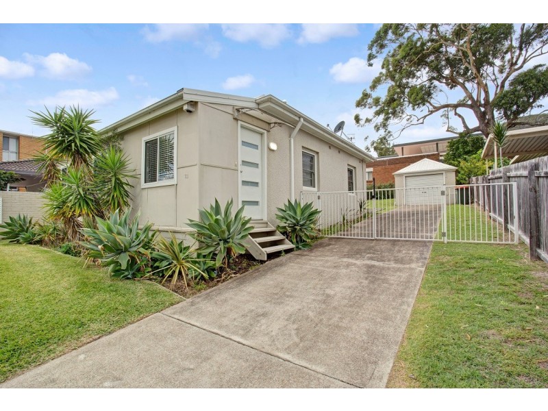 12 Tomaree Road, Shoal Bay NSW 2315