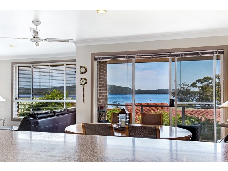 15 Grandview Close, Soldiers Point NSW 2317