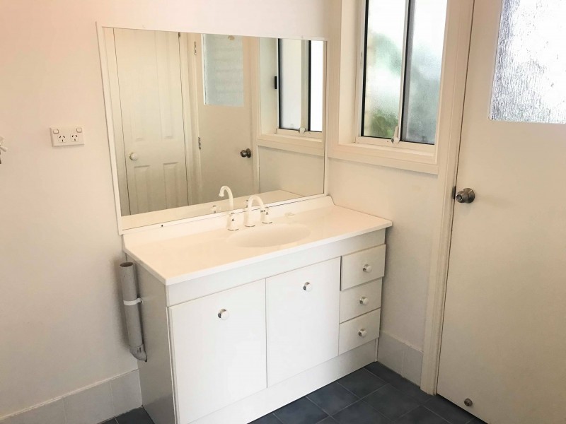 2/20 Trafalgar Street, Nelson Bay NSW 2315