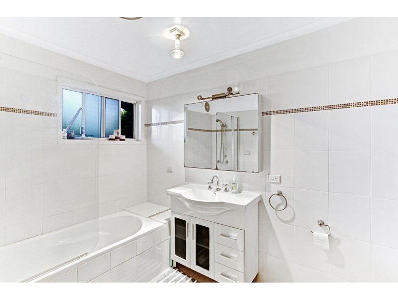 73 Government Road, Shoal Bay NSW 2315