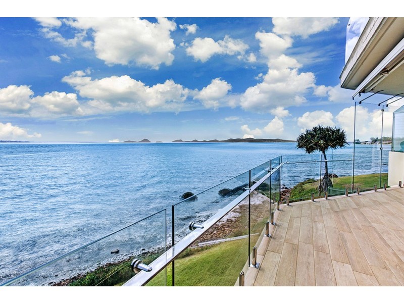 2/16 Mitchell Street, Soldiers Point NSW 2317