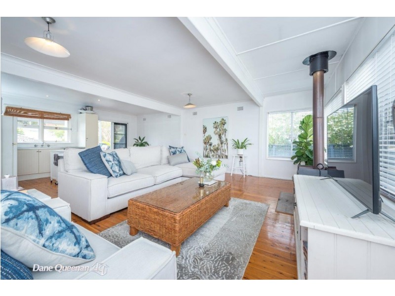 22 Victor Parade, Shoal Bay NSW 2315