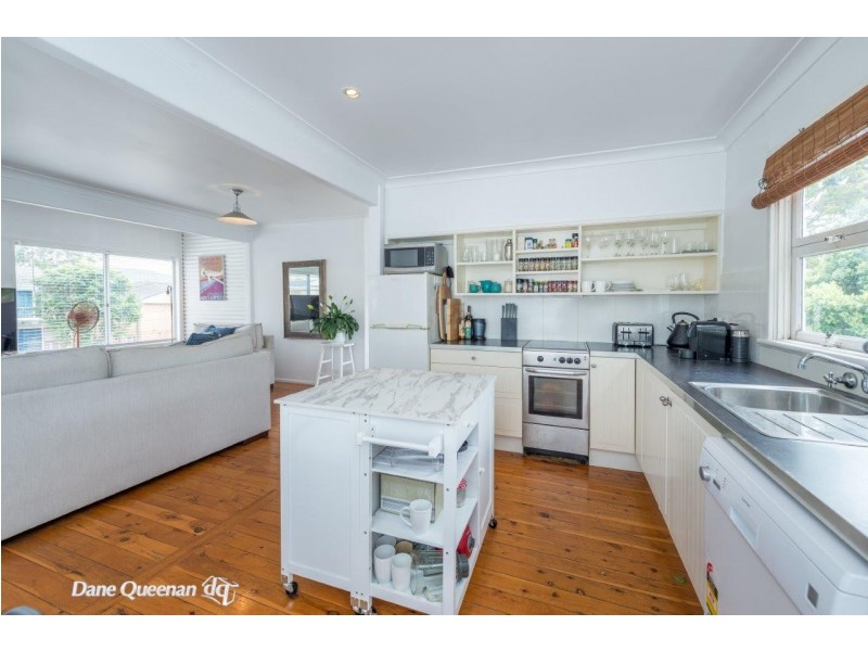 22 Victor Parade, Shoal Bay NSW 2315