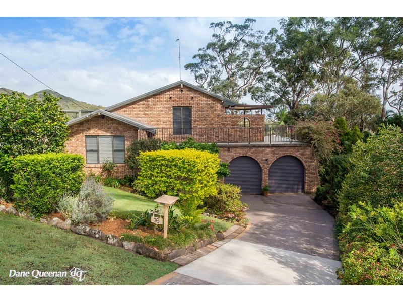 16 Bourne Boulevard, Nelson Bay NSW 2315