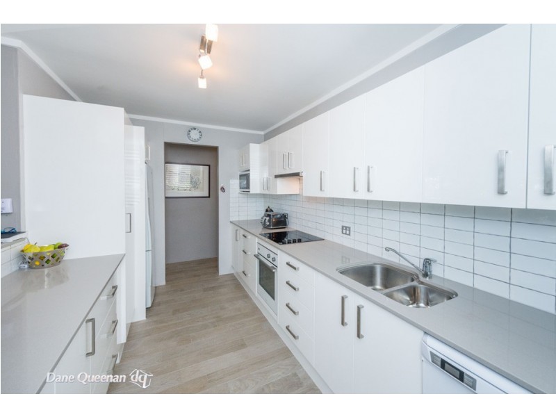 11/2 Thurlow Avenue, Nelson Bay NSW 2315