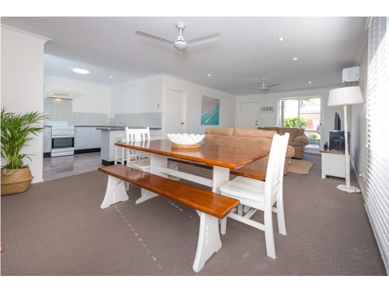 1/195 Rocky Point Road, Fingal Bay NSW 2315