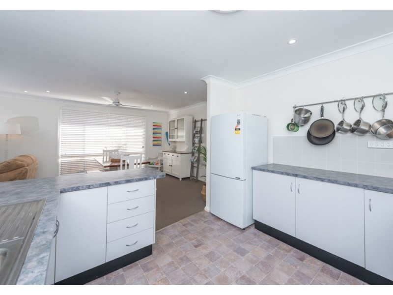1/195 Rocky Point Road, Fingal Bay NSW 2315