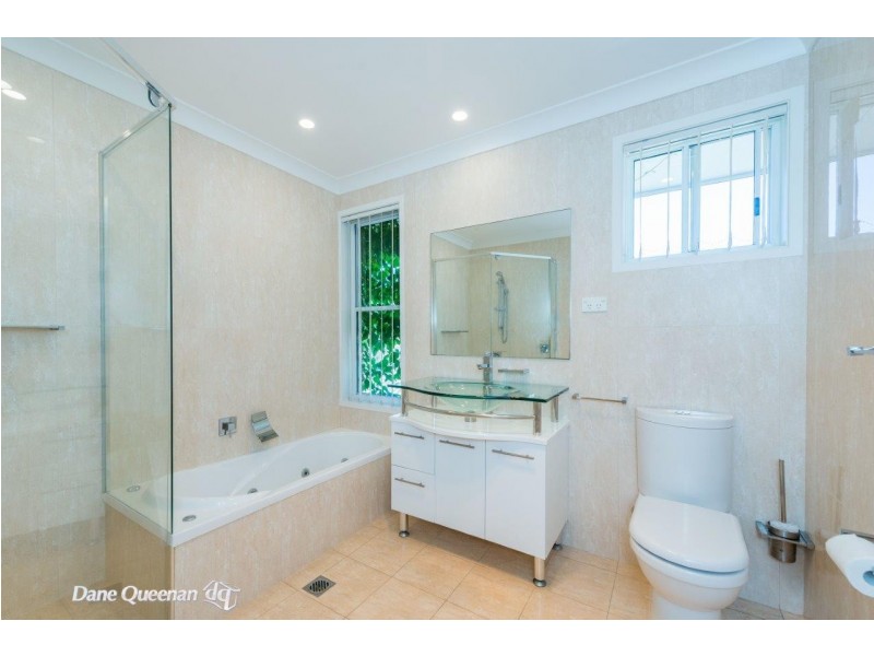 4 Fingal Street, Shoal Bay NSW 2315