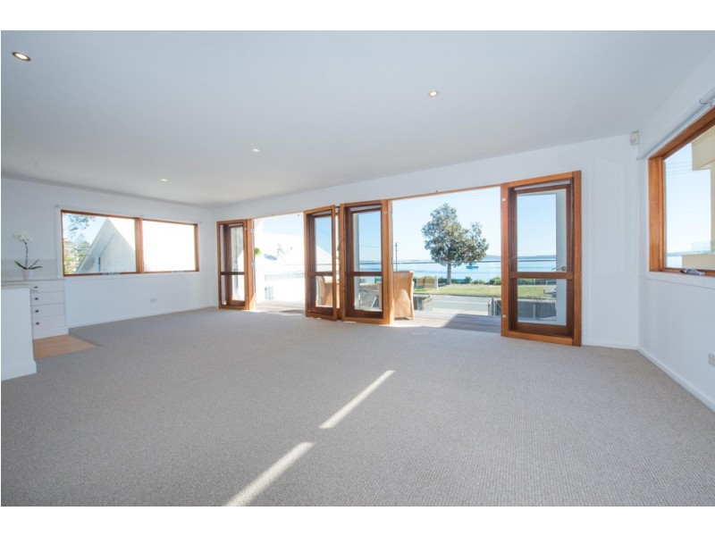 33 Victoria Parade, Nelson Bay NSW 2315