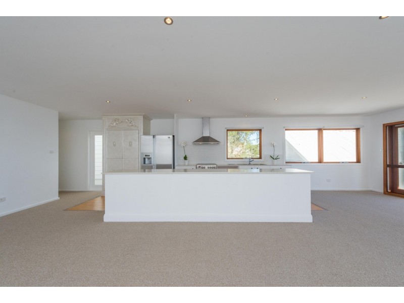 33 Victoria Parade, Nelson Bay NSW 2315